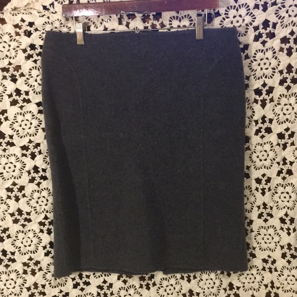 Wool skirt